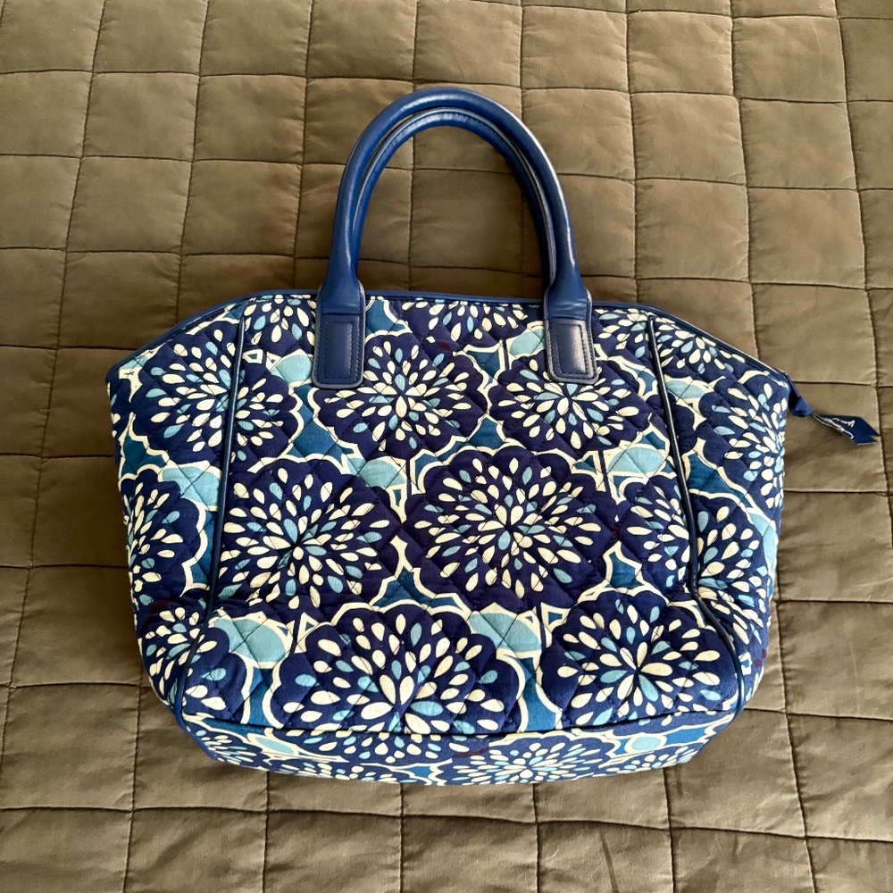 Vera Bradley Purse in Excellent condition